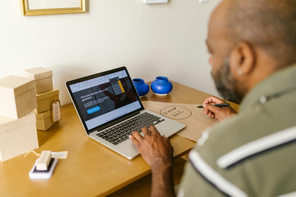 How much does a professional business website cost in Kigali? 12 professional business website cost in Kigali